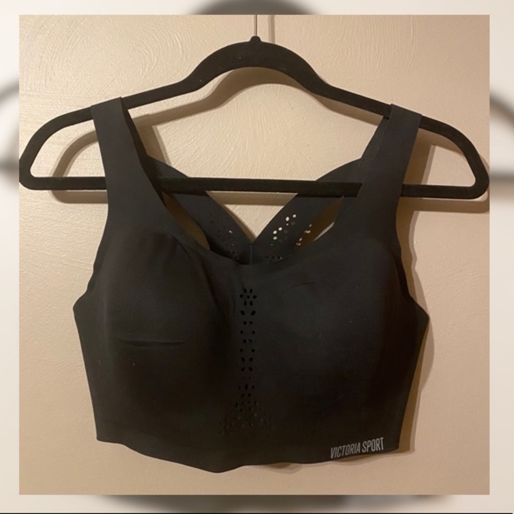 Victoria sport bra 34DD Angel Max support black